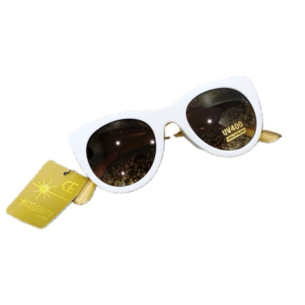 Celebrity Eyewear Cat Eye Sunglasses in White/Leopard